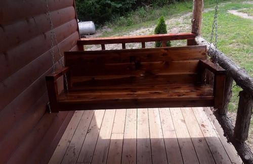 Marshall Cabin | Amish built, lofted cabin located on a working Buffalo Farm near Buffalo River