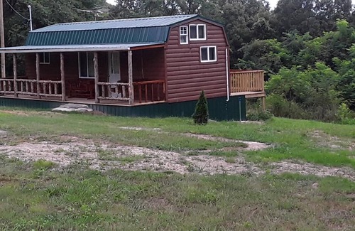 Marshall Cabin | Amish built, lofted cabin located on a working Buffalo Farm near Buffalo River