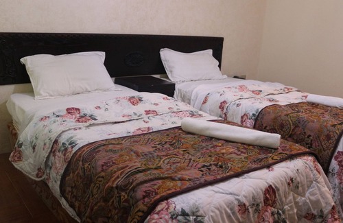Al Jubeiha Hotel | Amman Ambiance Hotel