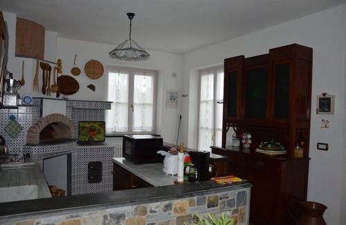 Velva Apartment | AMONG THE HILLS ABOVE SESTRI LEVANTE PANORAMIC VIEW