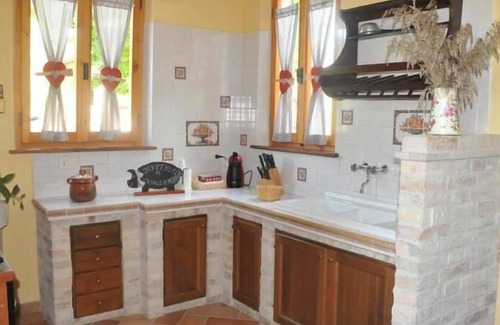 Offida House | Among the hills of the wine, in one of the most beautiful villages in Italy and the sea