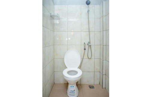 Kupang Hotel | Amor Homestay near Eltari International Airport Mitra RedDoorz