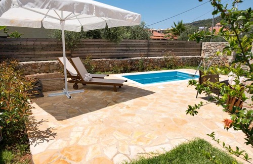 Lefktro Villa | Amoya villas