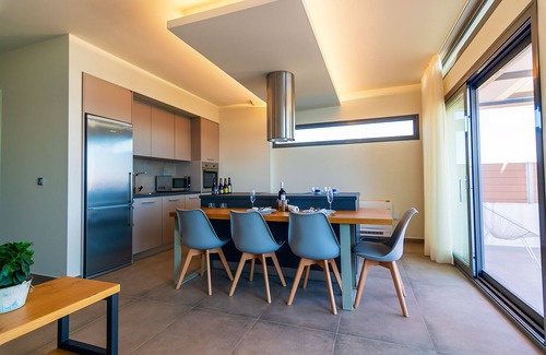 Kantanos-Selino Apartment | Amphitheatre Suites