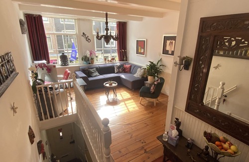 Grachtengordel-West Bed & Breakfast | Amsterdam B&B Barangay