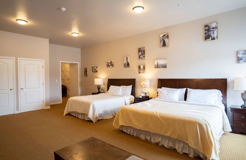 Amsterdam Hotel | Amsterdam Castle