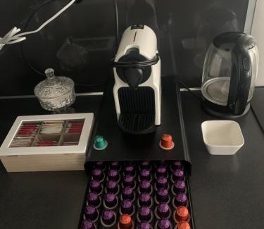 Den Ilp Apartment | Amsterdam Countryside met Airco ,Geweldig uitzicht, luxe keuken,wasmachine,droger,gratis fietsen