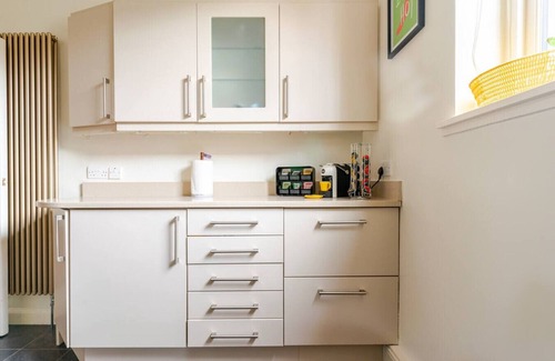 Cramond Bridge Villa | Amulree Edinburgh City