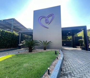 Embu das Artes Hotel | Amy Motel