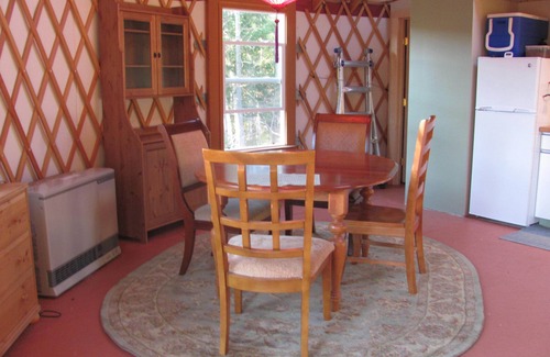 Elizabethtown Cabin | An Adventure of a Lifetime - Modern Adirondack Yurt/Cabin on 15 Acres