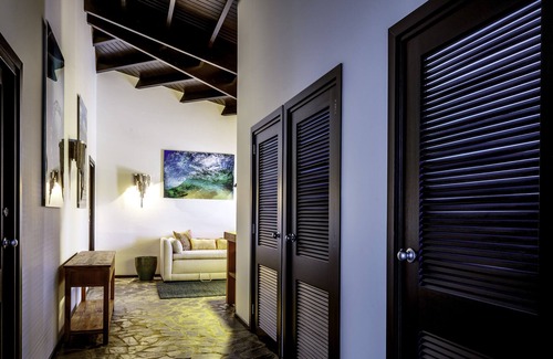 Sabadeco Villa | An amazing oceanfront villa with ocean access