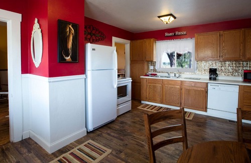 Kinsey House | An Enchanting Guest House Offering Many Extra Facilities And Activities