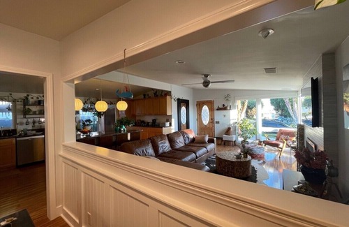 San Onofre House | An "Endless Summer, Surfer's Paradise" Awaits