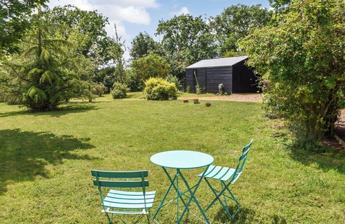 Diss Cottage | An idyllic thatched cottage in rural Suffolk.