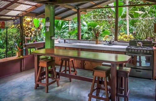 Dos Brazos Cabin | An immersive experience in the Osa rainforest