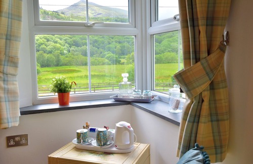 Capel-Curig House | An old Country Inn in the heart of Snowdonia