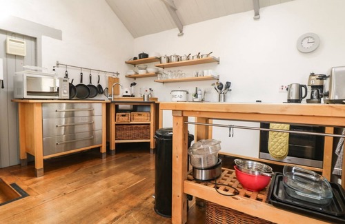 Saint Erth Praze Cottage | AN SKYBER, family friendly, character holiday cottage in Perranuthnoe