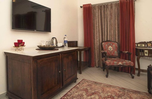 Udaipur District House | Anagha Homestay Home Away From Home