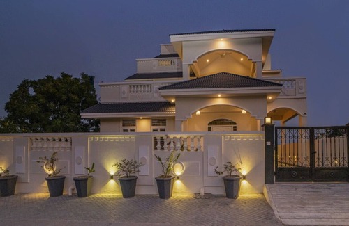 Udaipur District House | Anagha Homestay Home Away From Home