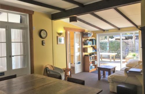 Anakiwa House | Anakiwa 401