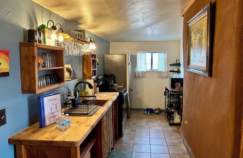 Elgin Cottage | Anam Cara Vineyard. Romantic Vineyard Cottage with sweeping views