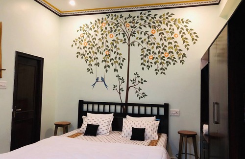 Uchiyarda House | Anand Holiday Villa