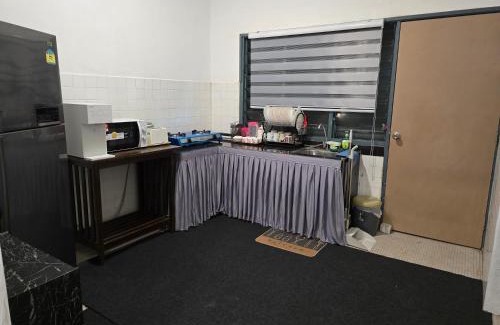 Ayer Keroh House | anas MJ homestay private pool