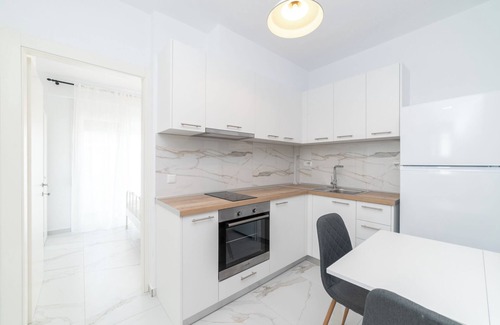 Paralia Ofryniou Apartment | Anastasia Residential Complex-Two-Bedroom Apartment with Pool Access