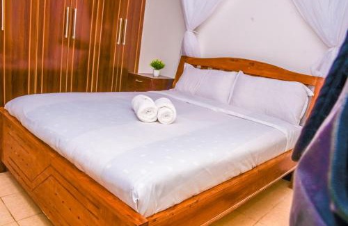 Eldoret House | Anchor Holiday Homes
