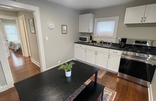 New Haven Apartment | Anchors Away! New Haven Home! 2BR Upper Level