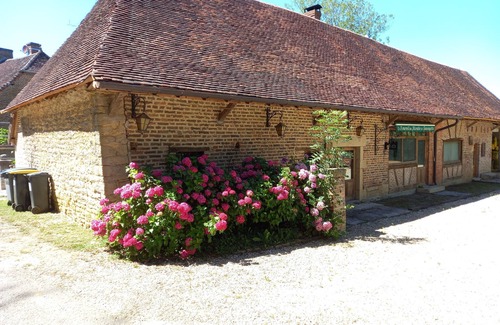 Saillenard House | Ancien Moulin sur 5 Hectares Venez Vous Ressourcer