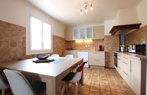Saint-Jean-le-Vieux House | Andalucia - Saint-jean-le-vieux