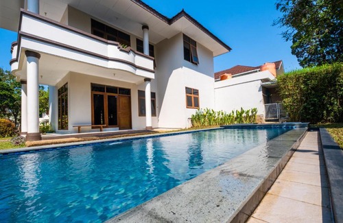 Parongpong Villa | Andaru Graha Puspa For Family and Friends