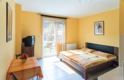 Balatongyorok Apartment | Andrea Apartmanház