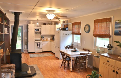 Abbot Cottage | "Andy's Place"