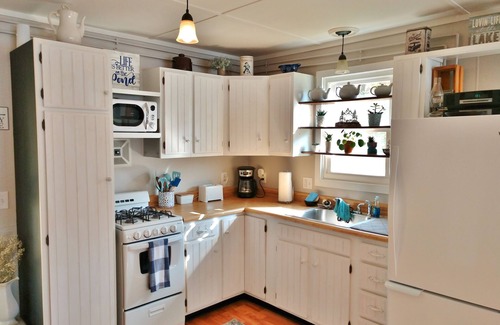 Abbot Cottage | "Andy's Place"