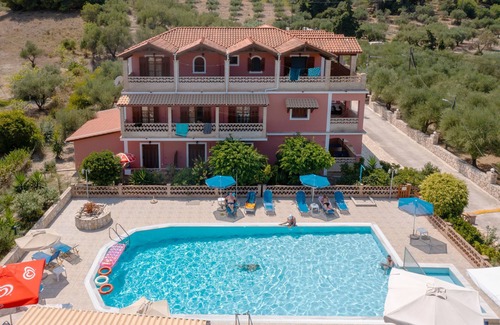 Ano Vasilikos Apartment | Anemomylos Studios - 1 Bedroom Apartment G.F. N4