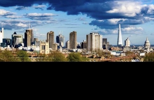 Finsbury Apartment | Angel Islington Modern 1 bedroom flat, sleeps 4