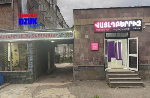 Vanadzor Apartment | Angela’s place