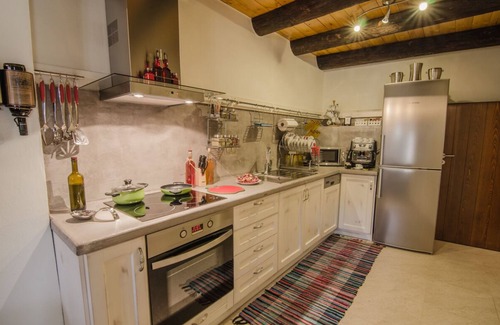 Filaki Villa | Angelos House Spa & Hammam, roof garden with BBQ!