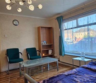 Barrow Gurney House | ANGELS nest