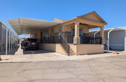 Havasu Lake House | Angie's Waterfront Retreat located at Havasu Landing Resort