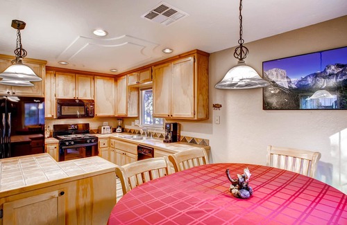 Oakhurst House | Anglers Rest