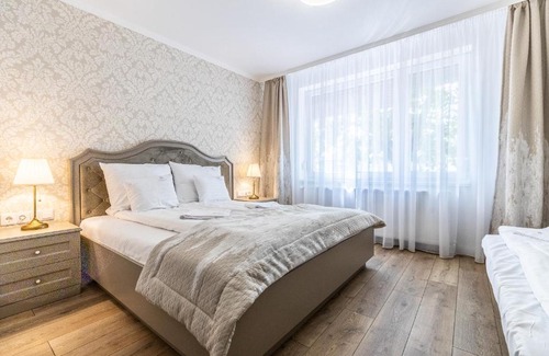 Teglas Bed & Breakfast | Angolkert Panzió