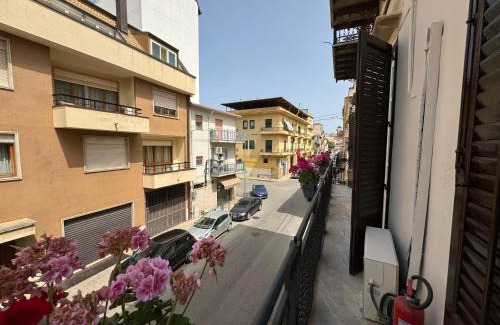 Partinico House | Angolo Lamia Sicily Apartment