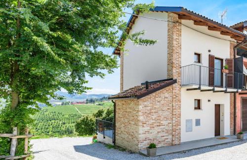 Serralunga d'Alba Apartment | Angolo sui vigneti