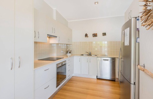 Angourie House | Angourie Blue 7 - A picturesque holiday rental nestled in the stunning landscape of Angourie