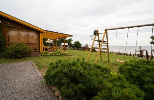 Mustvee House | Anna Beach Holiday Home