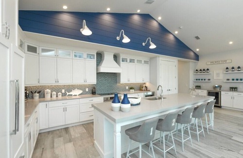 Anna Maria House | Anna Maria Beach House- 5 bedrooms close to beach