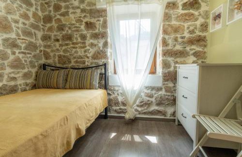 Samothrace House | Anna's Horizon
